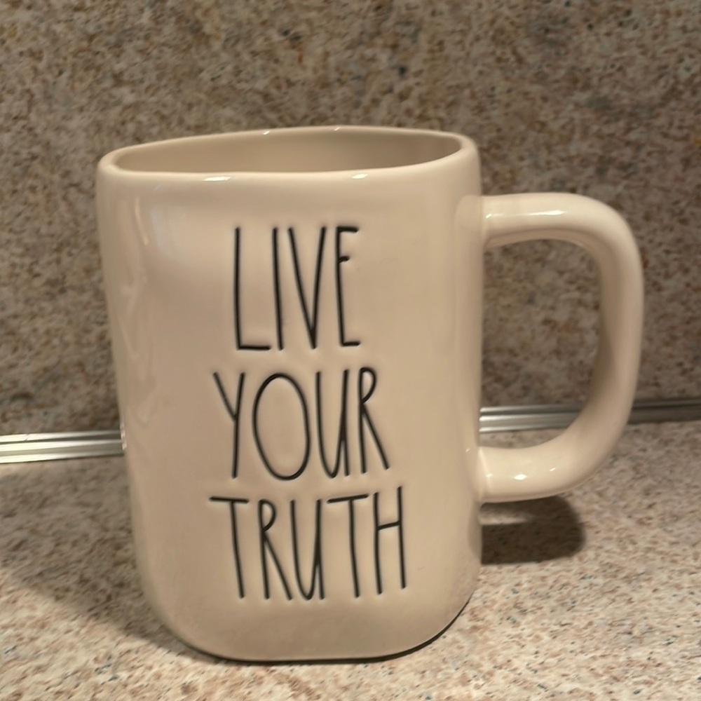 Live your truth mug